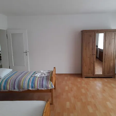Apartamento Monteurwohnungen Lerch Santos