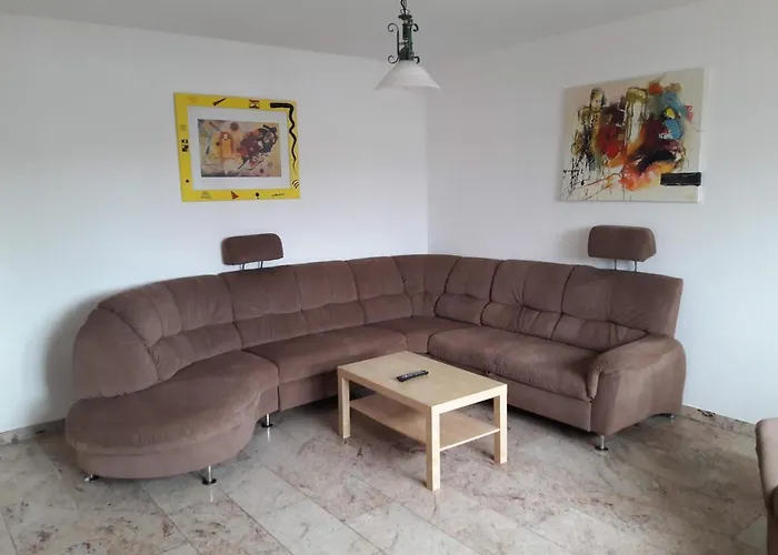 Monteurwohnungen Lerch Santos *