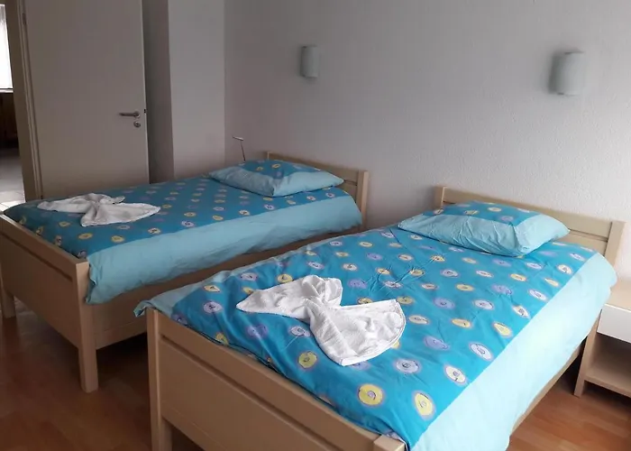 Monteurwohnungen Lerch Santos * Mönchengladbach